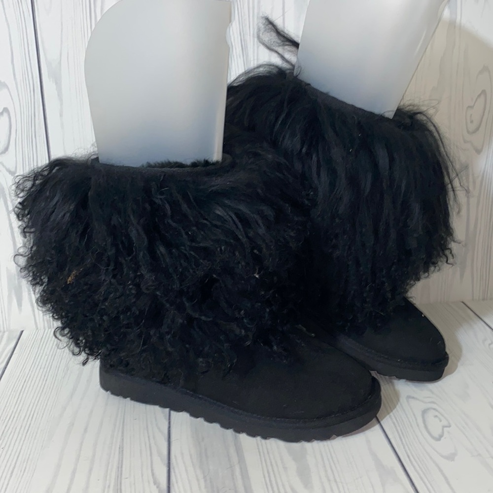 Ugg Short Sheepskin Cuff Mongolian Fur Black Boots Womens